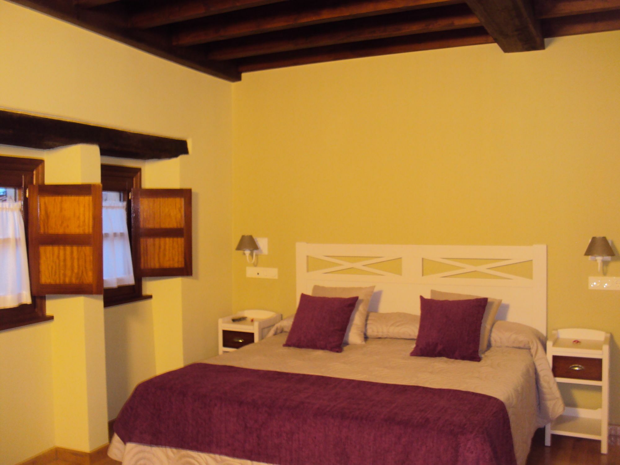 Y El Camin Hotel